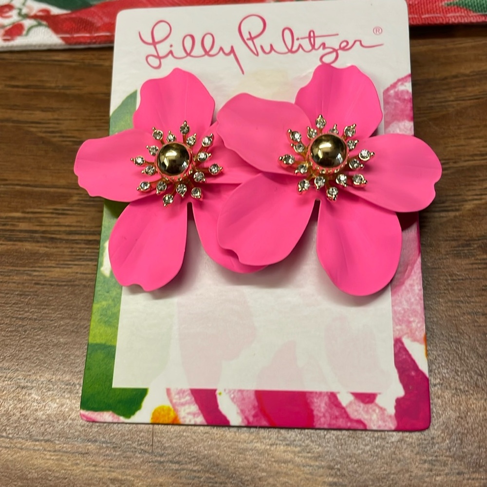 Brand new Lilly Pulitzer flower earrings, pink with rhinestone centers.